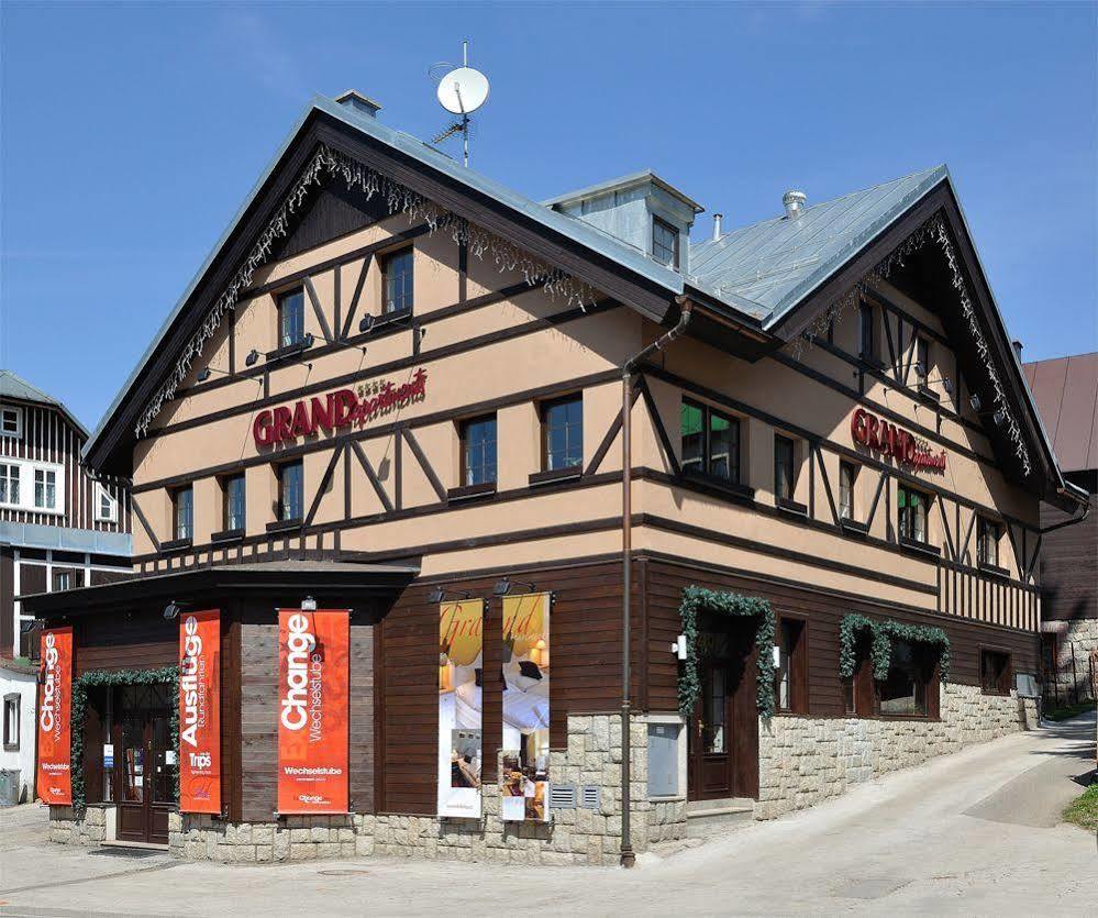 Grand Apartments Špindlerŭv Mlýn 外观 照片